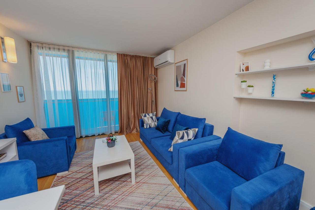 Orbi City Suite Batumi Bagian luar foto