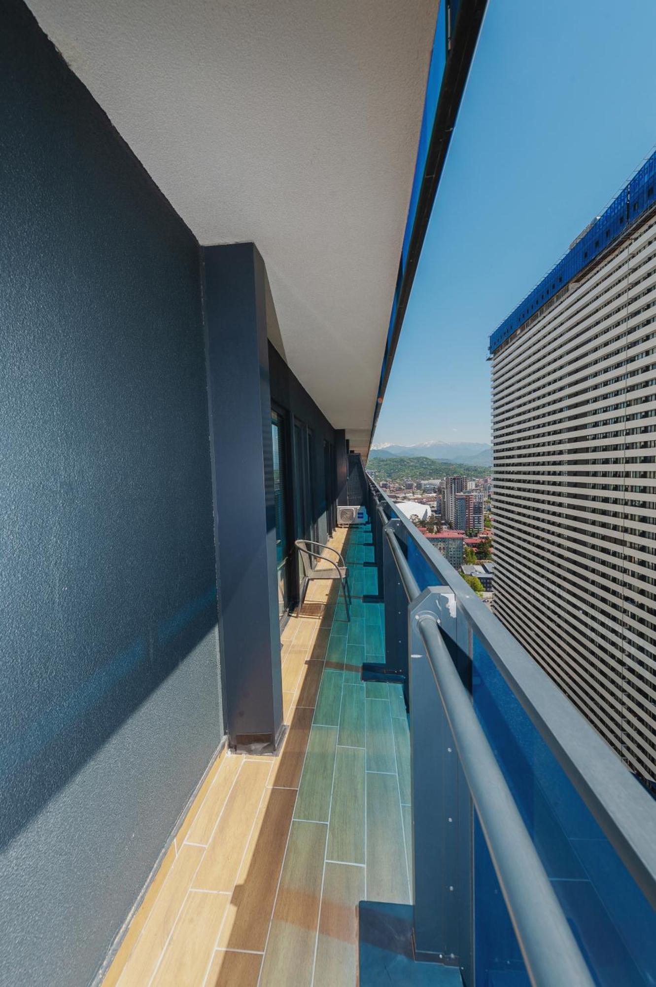 Orbi City Suite Batumi Bagian luar foto